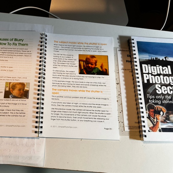 Digital Photo secrets & tips books - Picture 1 of 3